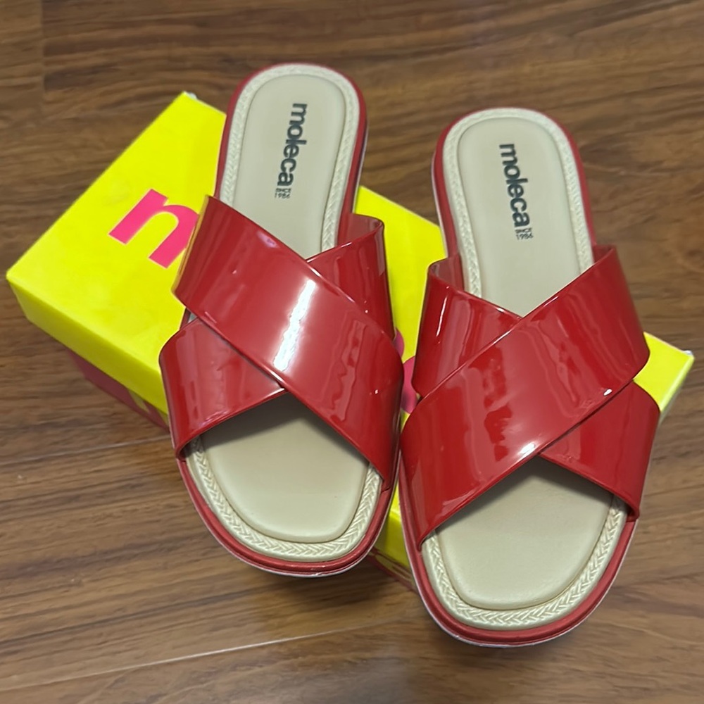 Moleca Red Women's Slide Sandals